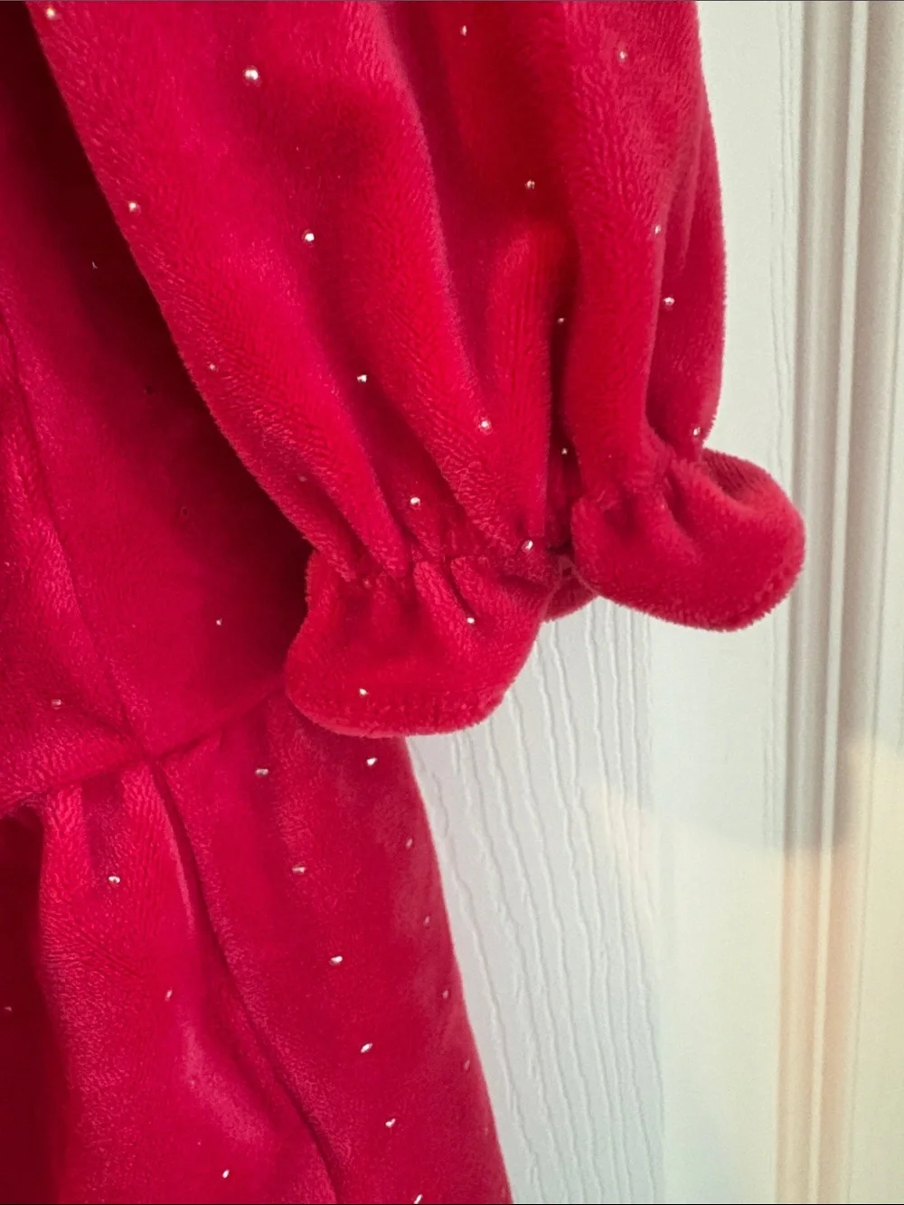 Tahari parties delicate neckline
